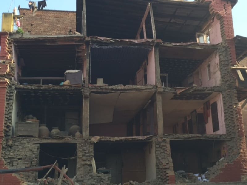 Many buildings, even partially destroyed, are inhabitable